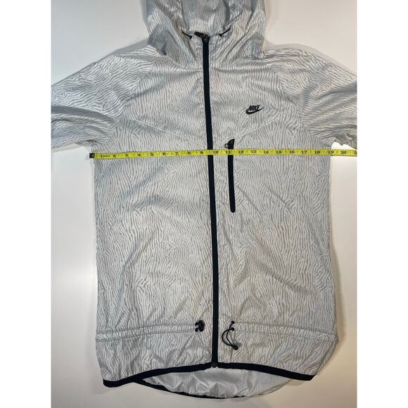 Nike White Gray Hooded Windbreaker Jacket S Zip Lightweight gorpcore athleisure - Picture 4 of 9